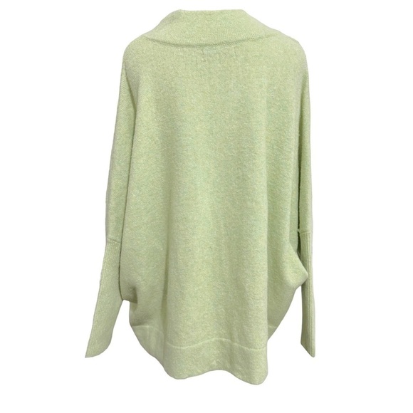 Anthropologie V-Neck Oversized Dolman Sleeve Sweater in Avocado Green Size Small - Picture 4 of 11